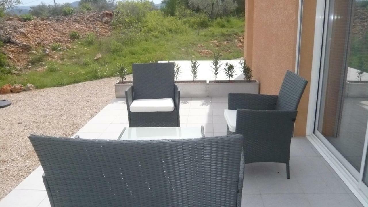 Chambres D'Hotes, B&B Climatisees La Borrellienne Saint-Maximin Εξωτερικό φωτογραφία