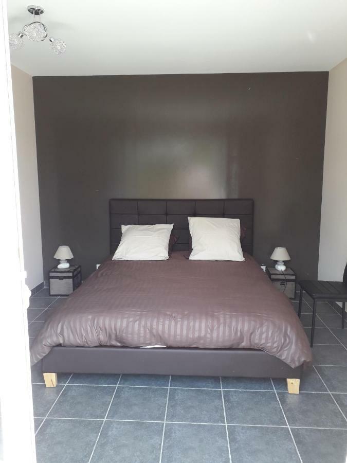 Chambres D'Hotes, B&B Climatisees La Borrellienne Saint-Maximin Εξωτερικό φωτογραφία